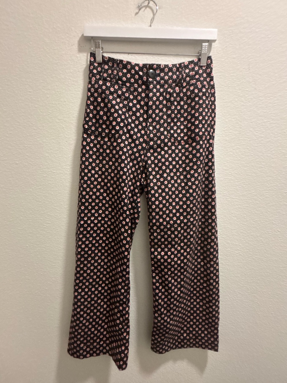 Maeve by Anthro  The Collette High Rise Wide Leg Pants in Magic Fabric, size 26